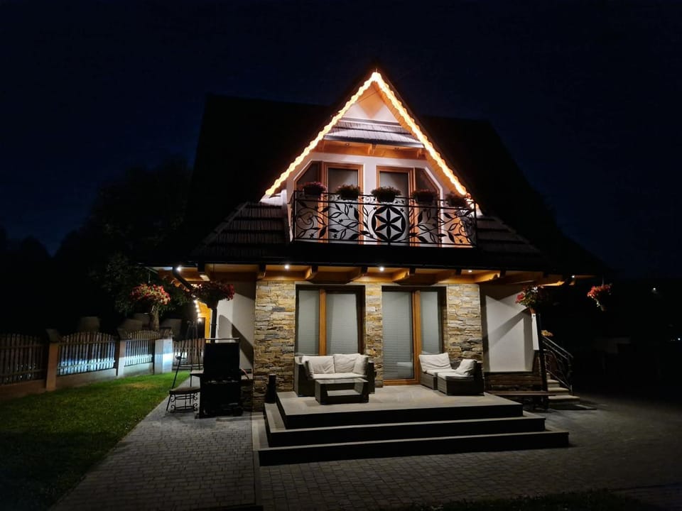 Property building, Night, Garden, Garden view