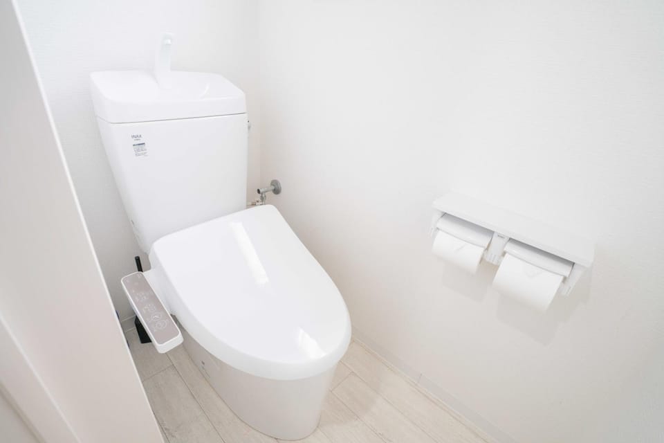 Toilet, Bathroom