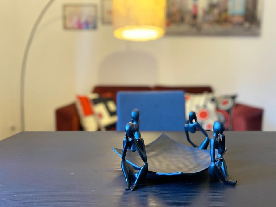 Decorative detail, Dining area