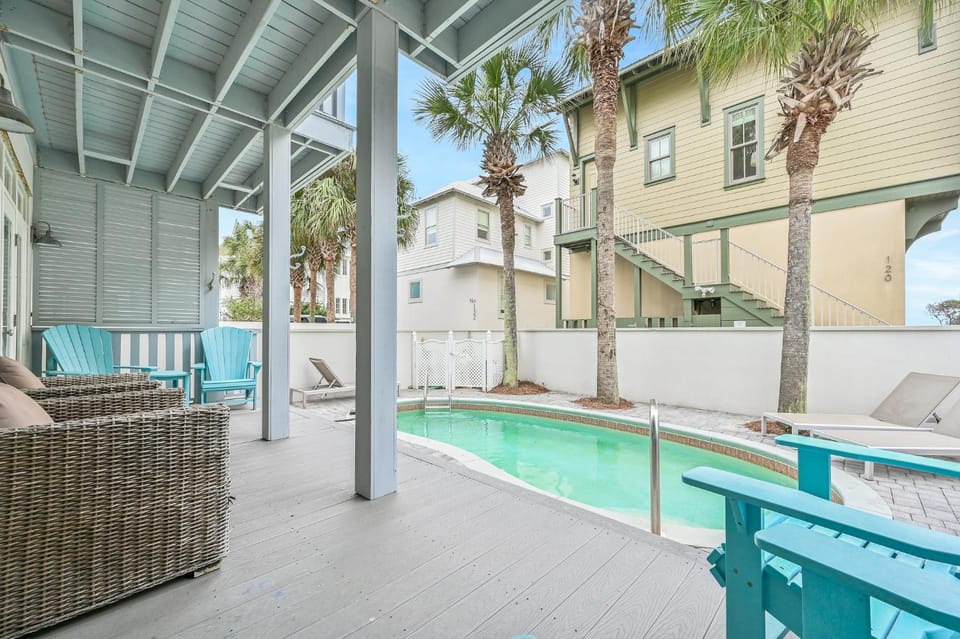 Edge of the Sea House in Rosemary Beach
