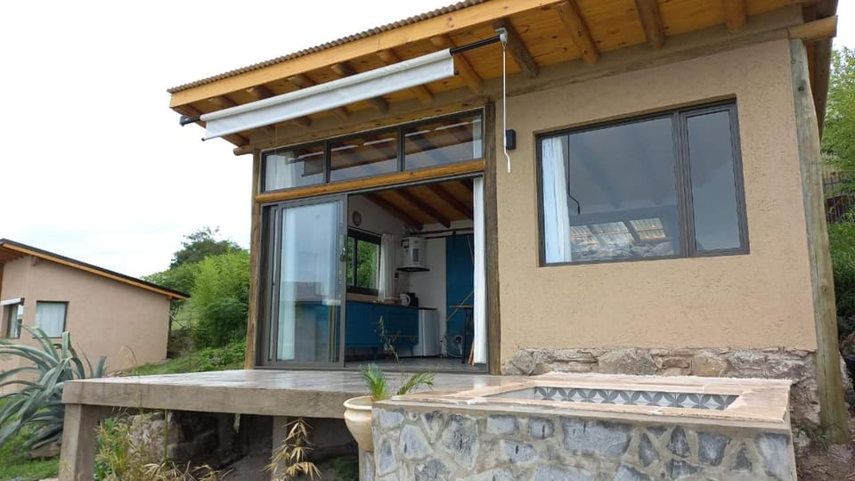Cabaña La Emilia - Villa Giardino House in Huerta Grande