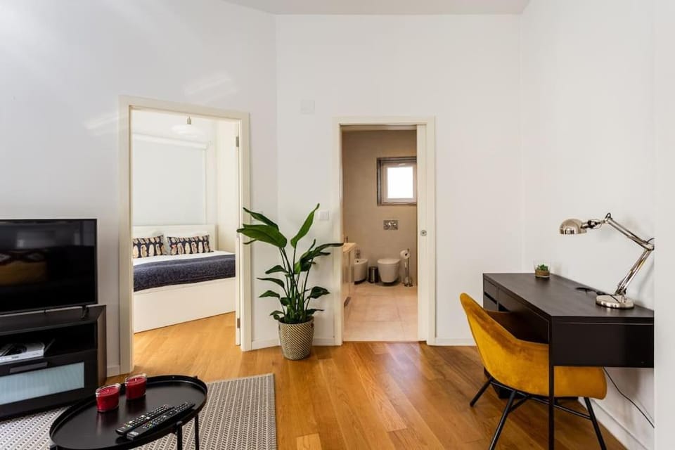 Campo de Ourique Modern Apartment in Lisbon