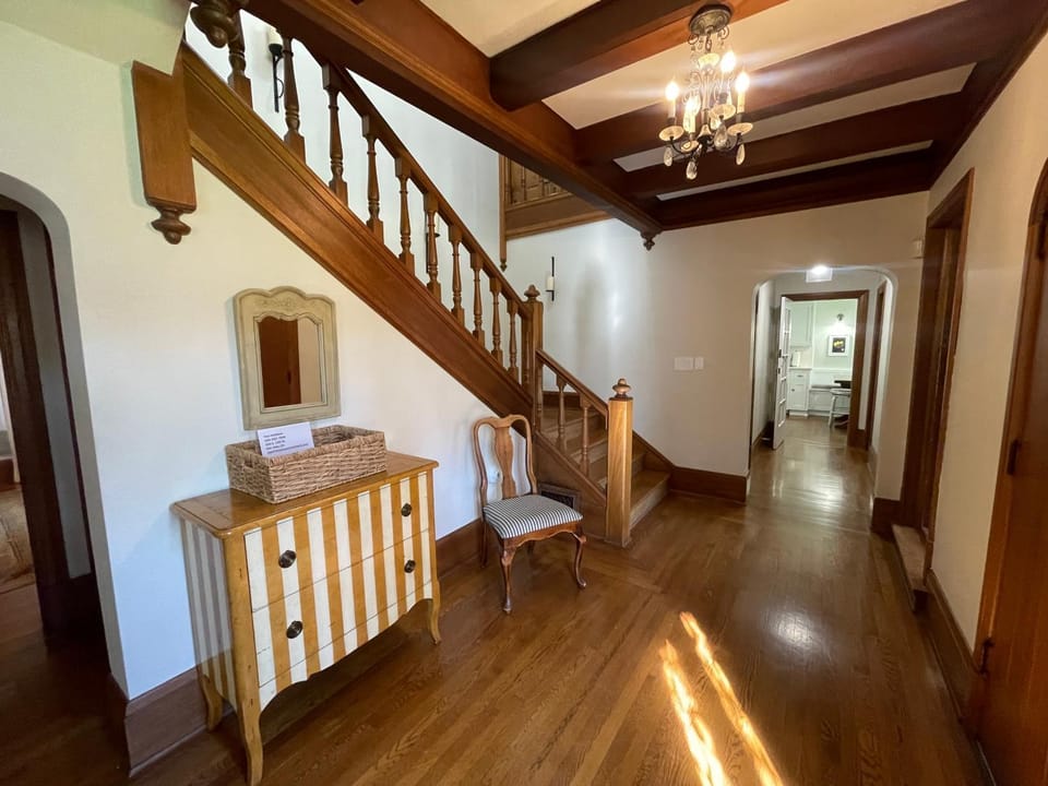 Timeless Tudor w/ Game Room, Pool Table & Hot Tub House in San Jose