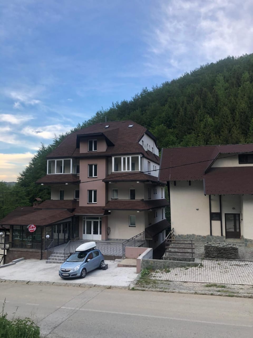 Street view, Parking
