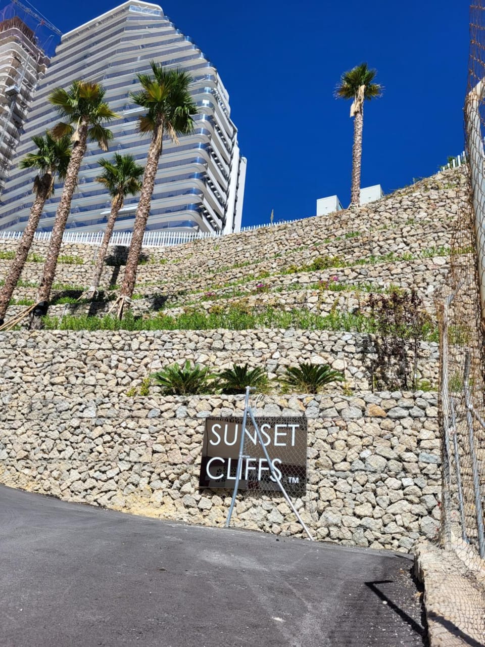 Sunset Cliffs Sol Apartment in Benidorm