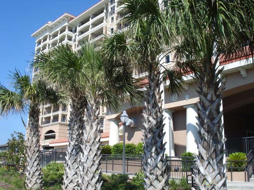 Seaside Bliss Tilghman Beach & Golf Resort Condo House in North Myrtle Beach