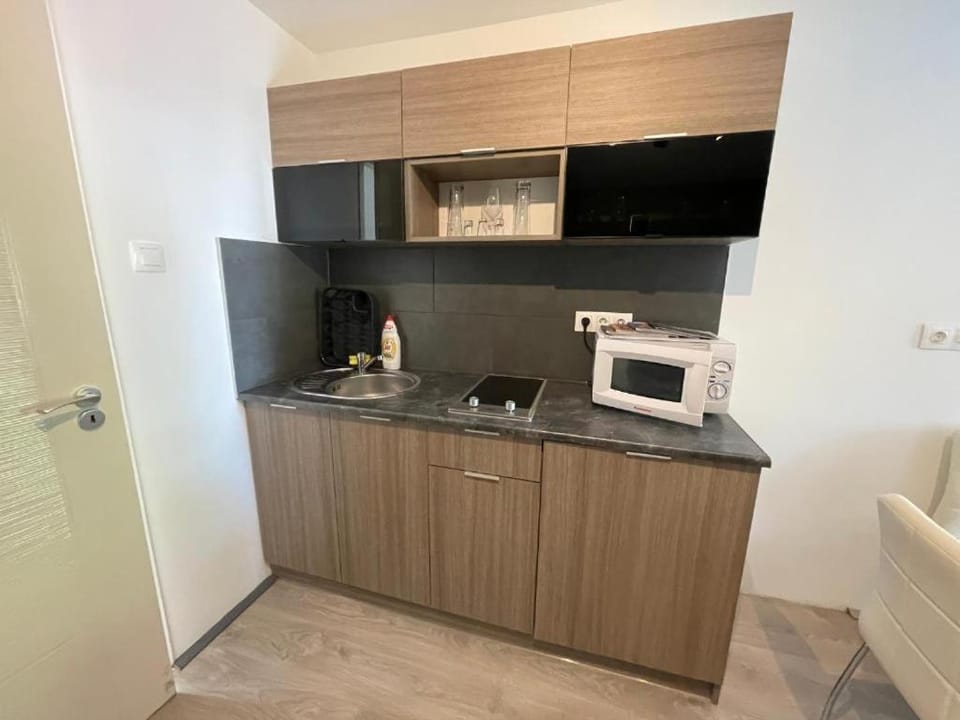 Smeraldo Home Emelet Apartment in Siófok