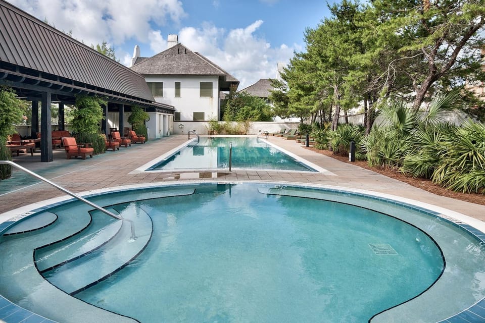 Harp's Haven Carriage House House in Rosemary Beach
