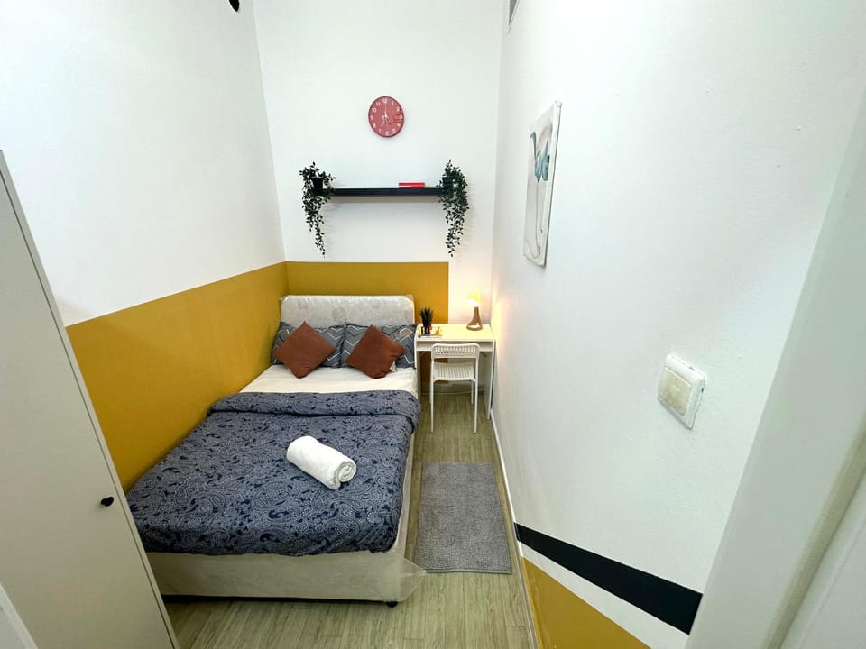 lavish Partition Room in Barsha Heights Near Internet City Metro Vacation rental in Dubai