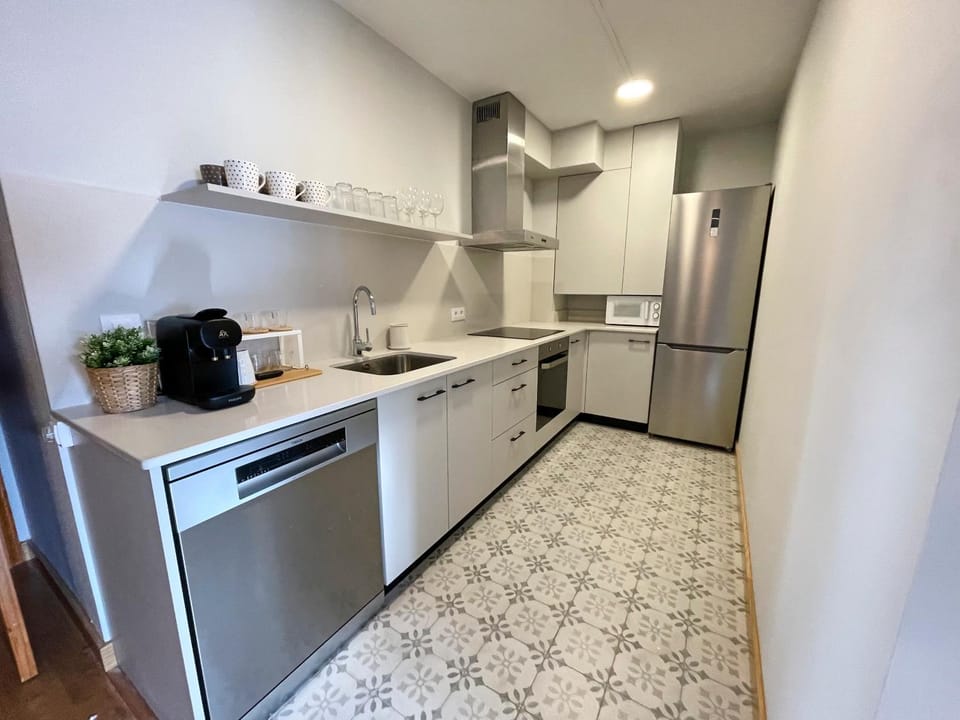 Kitchen or kitchenette