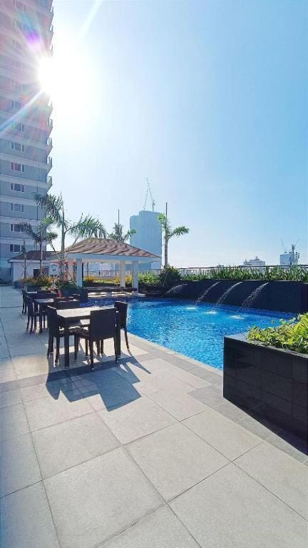Day, Pool view, Swimming pool, sunbed