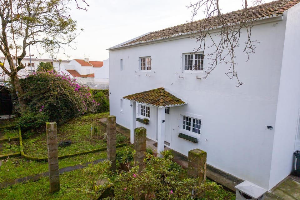 Property building, Garden, Garden view