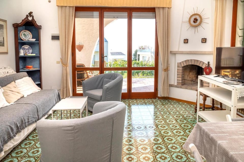N272 - Numana, meravigliosa villa con giardino e vista mare Apartment in Marche