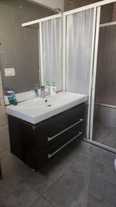 3 bedroom apt excellent location near to malls Apartment in New Cairo City
