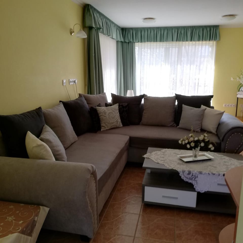 Bokréta Üdülő Bed and Breakfast in Slovakia