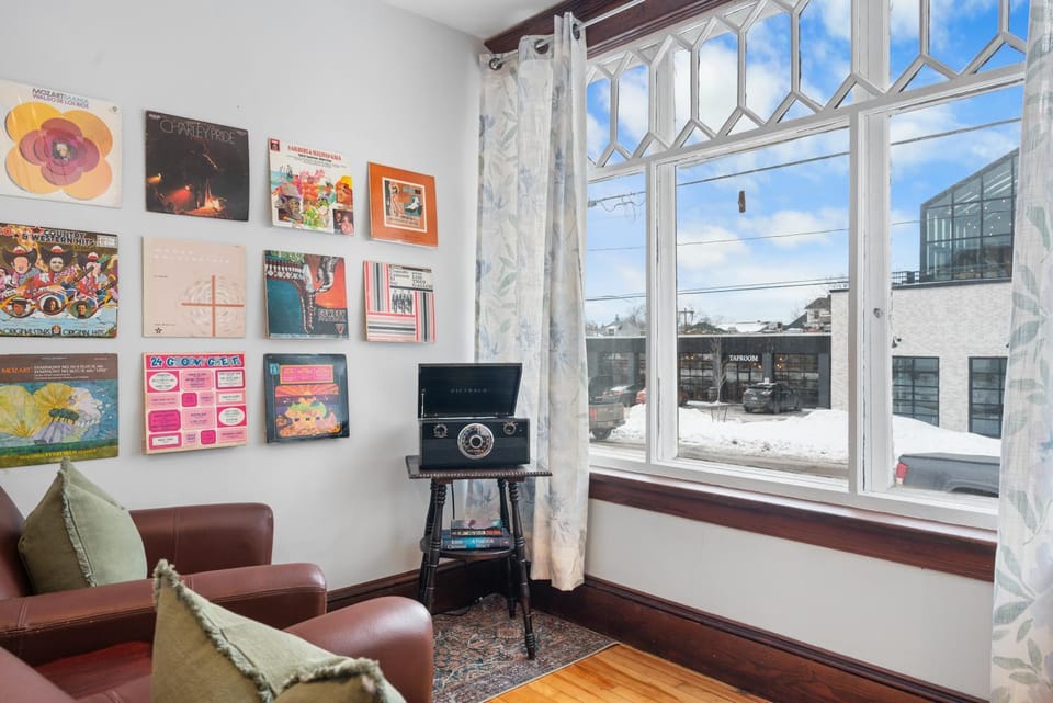 Beautiful Victorian Home Located Downtown Moncton House in Moncton