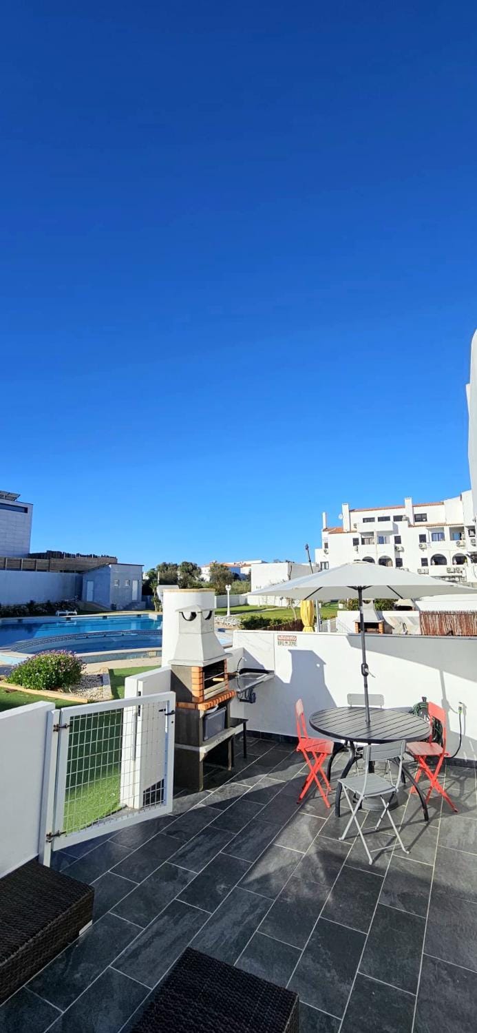 Beach & House''Villa Maria'' 5 min to Mareta Beach Apartment in Sagres