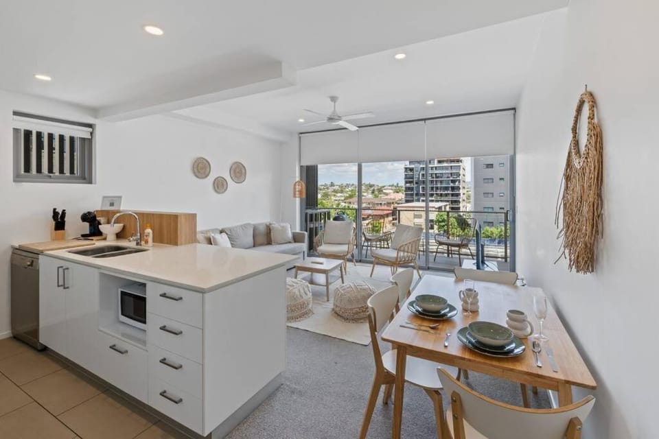 Peaceful Residence with Parking Apartment in Brisbane