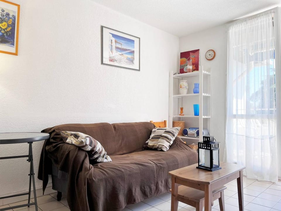 Duplex ensoleillé avec terrasse, 5 couchages, proche plage, parking inclus - Le Lavandou - FR-1-251-565 Apartment in Le Lavandou