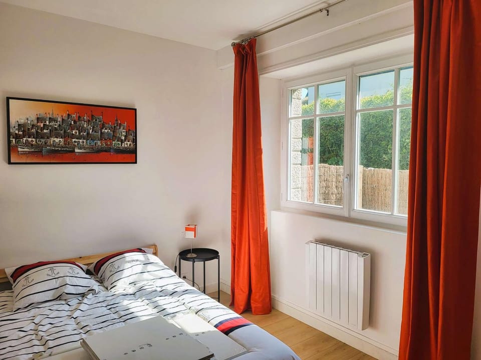 Maison rénovée avec jardin, proche plage Kerleven, 8 pers, Golf Cornouaille à 1.8 km - FR-1-481-153 House in Fouesnant