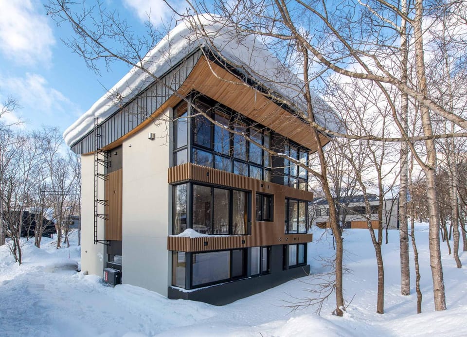Property building, Winter