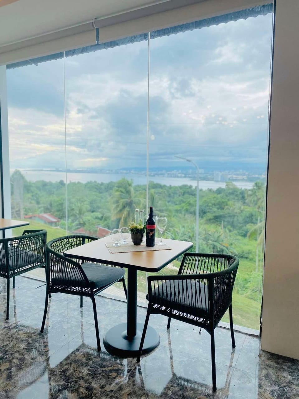 Day, Dining area, Mountain view