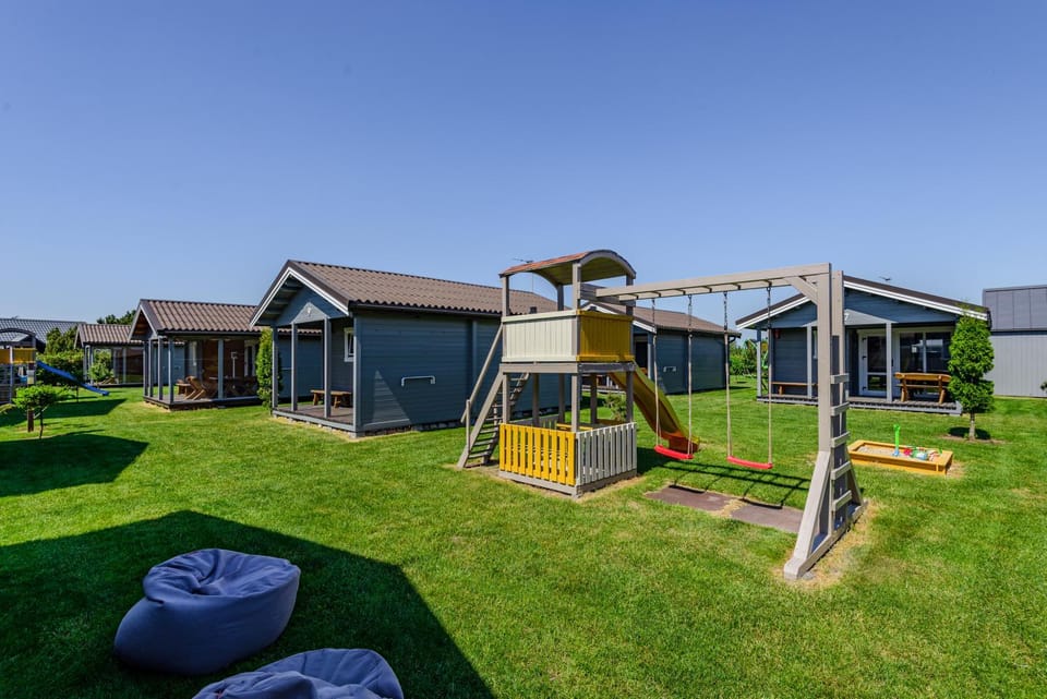 Property building, Garden, Garden view