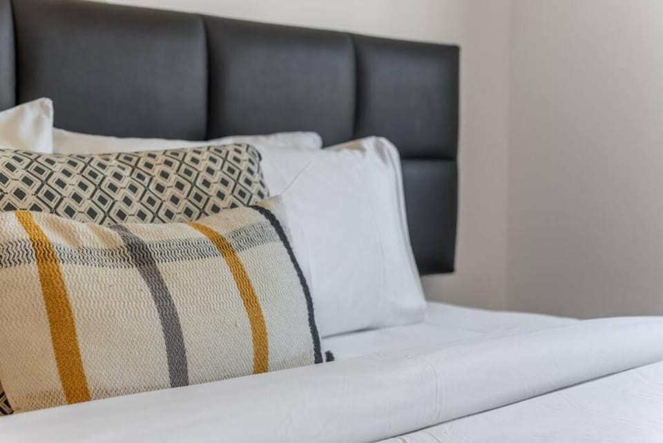 South Brisbane One Bedroom Apartment Apartment in Brisbane City