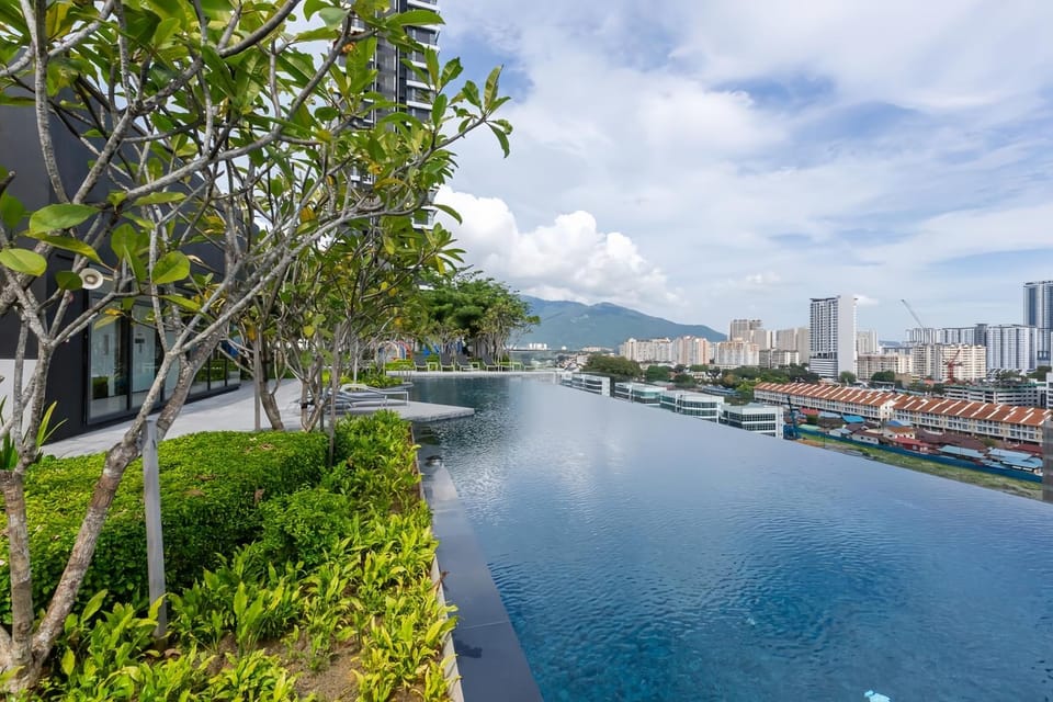 City view, Pool view, Swimming pool