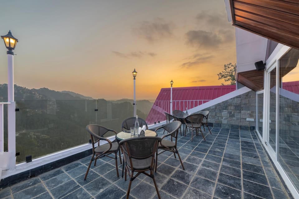 Natural landscape, View (from property/room), Balcony/Terrace, Mountain view, Sunset