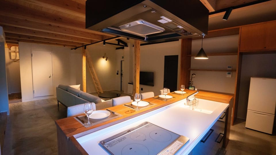 Kitchen or kitchenette