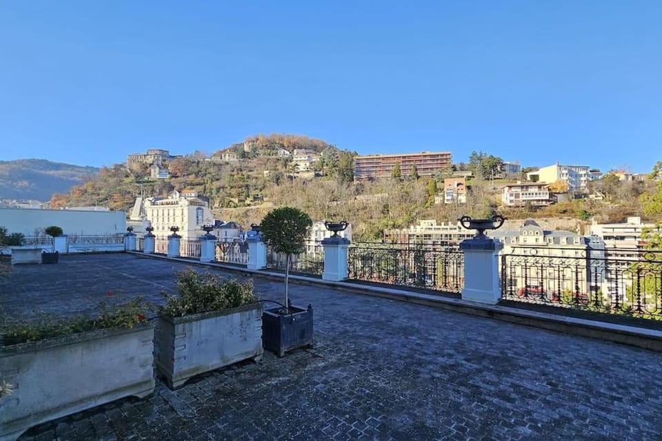 Le Royat Palace #Therme#Confort - Meublé classé 3étoiles Apartment in Clermont-Ferrand