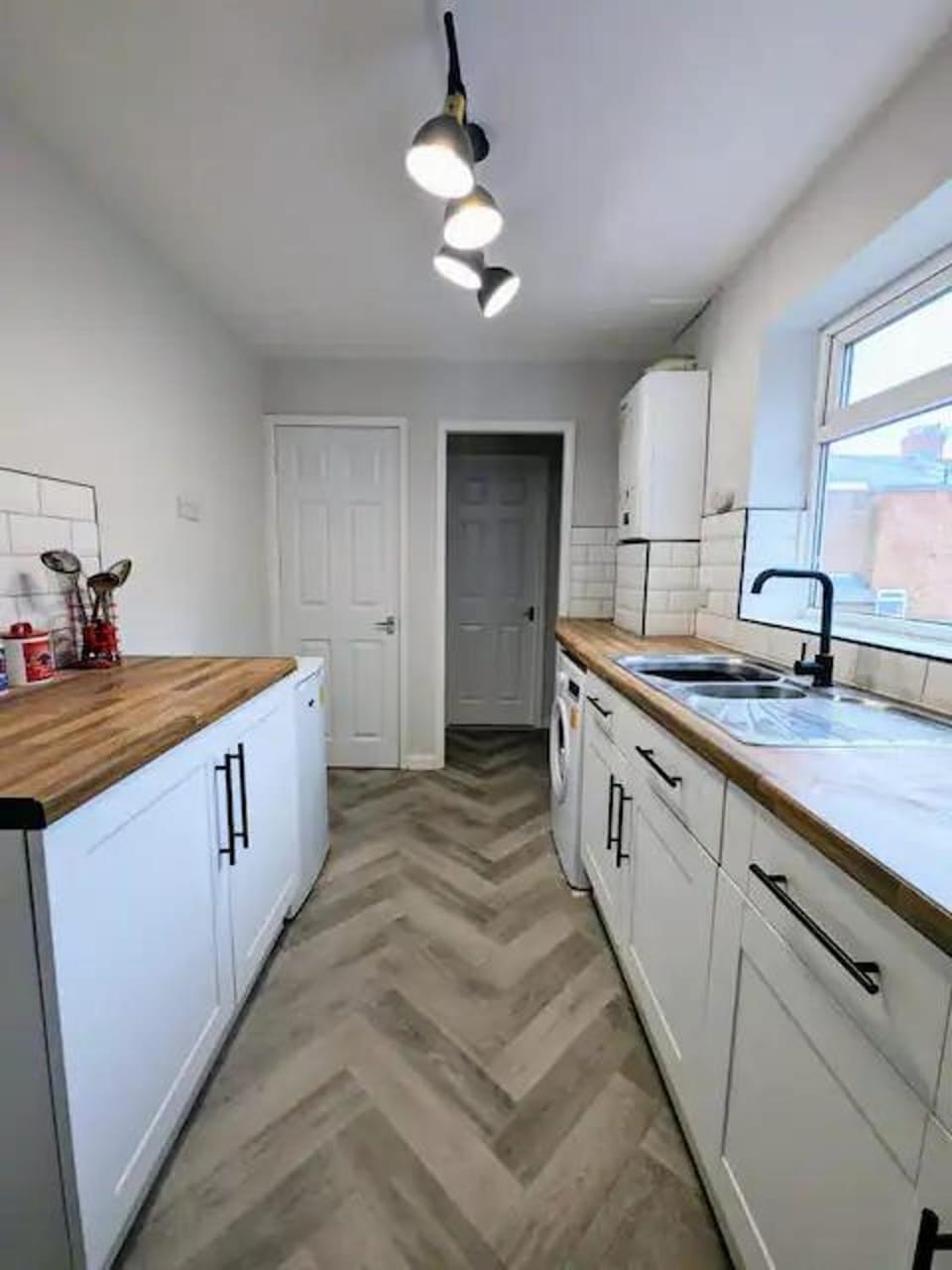 Comfortable stay at our 3BR flat near the city Apartment in South Shields