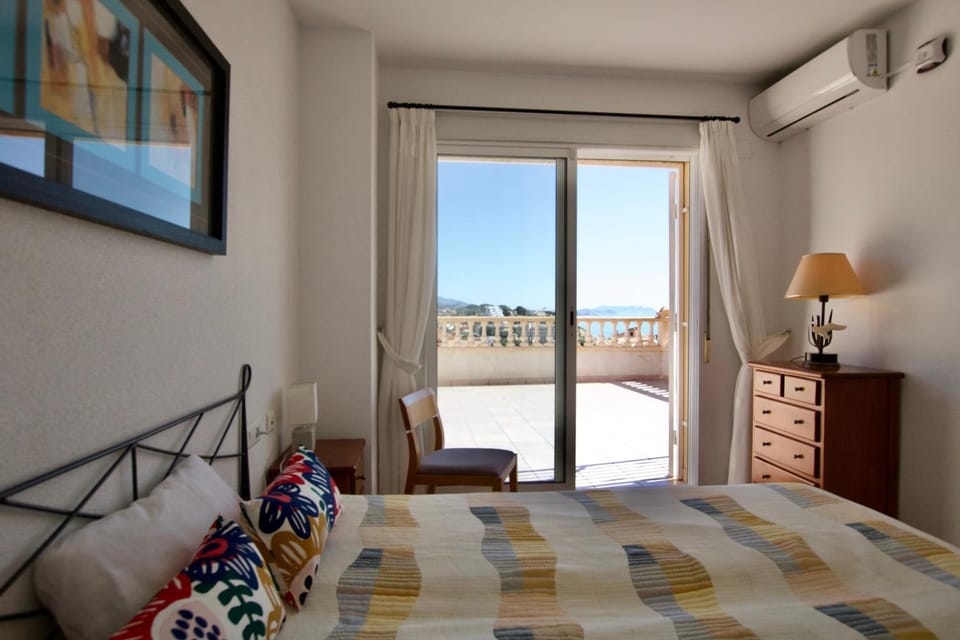 Living room, Bedroom