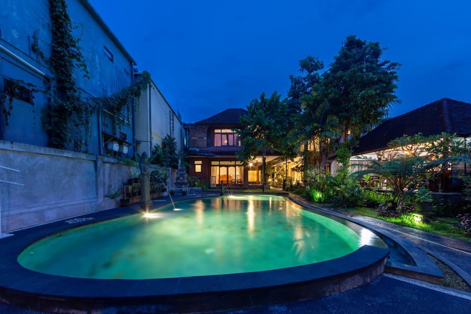 Pool view, Swimming pool