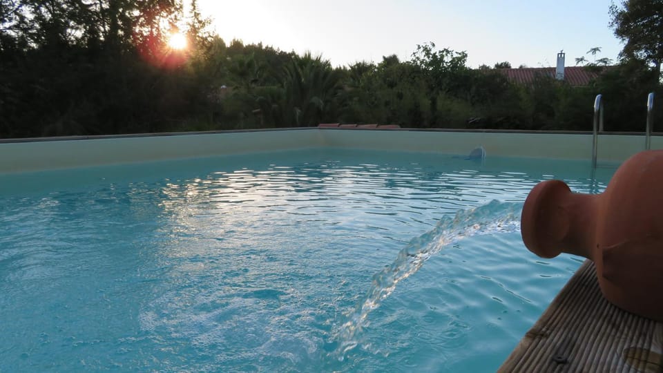 Swimming pool, Swimming pool