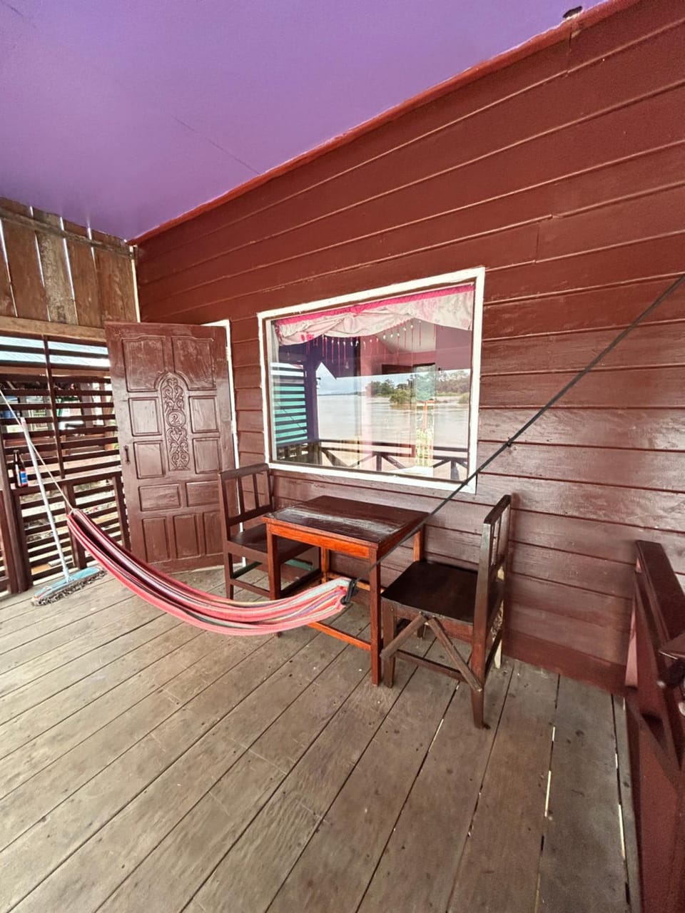 Allnew bangalow Riverside Bed and Breakfast in Laos