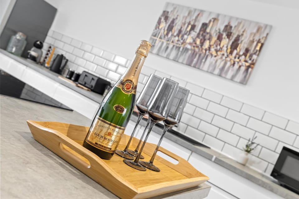 City centre Penthouse - Weekend Getaway Apartment in Plymouth