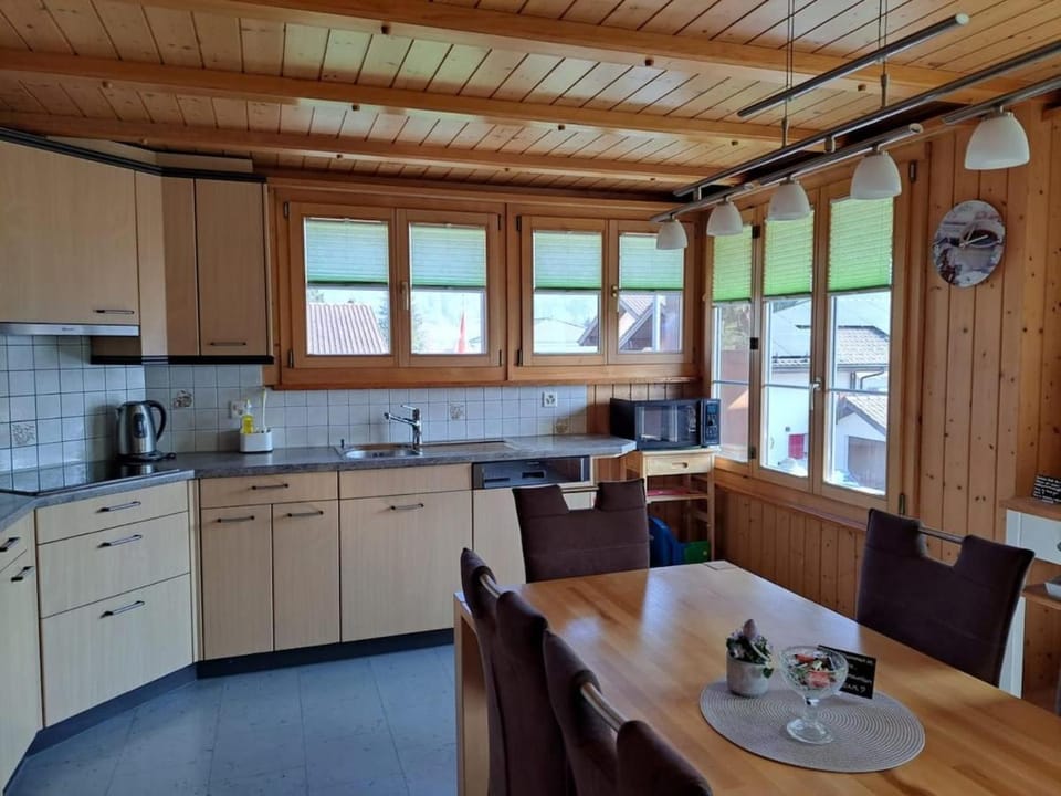 Family-friendly apartment with Alpine view Apartment in Interlaken