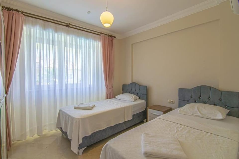 Çalış'ta Denize Sıfır 8 Kişilik Villa Pearl 8 Villa in Fethiye