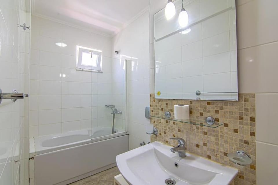 Çalış'ta Denize Sıfır 8 Kişilik Villa Pearl 8 Villa in Fethiye