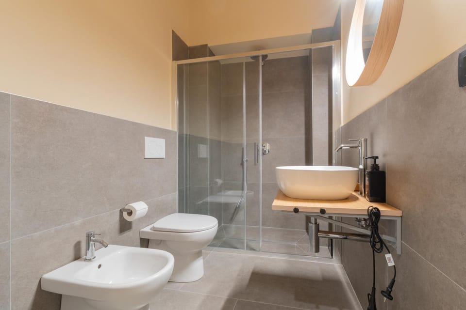 Shower, Bathroom, bidet