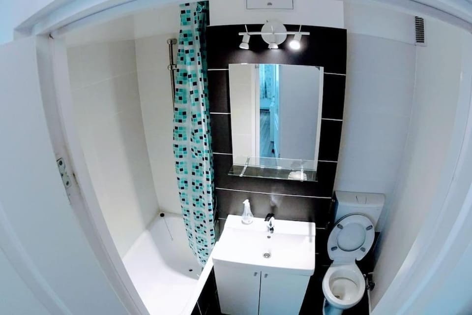Modern apartment, 1 bedroom + livingroom Apartment in Cluj-Napoca