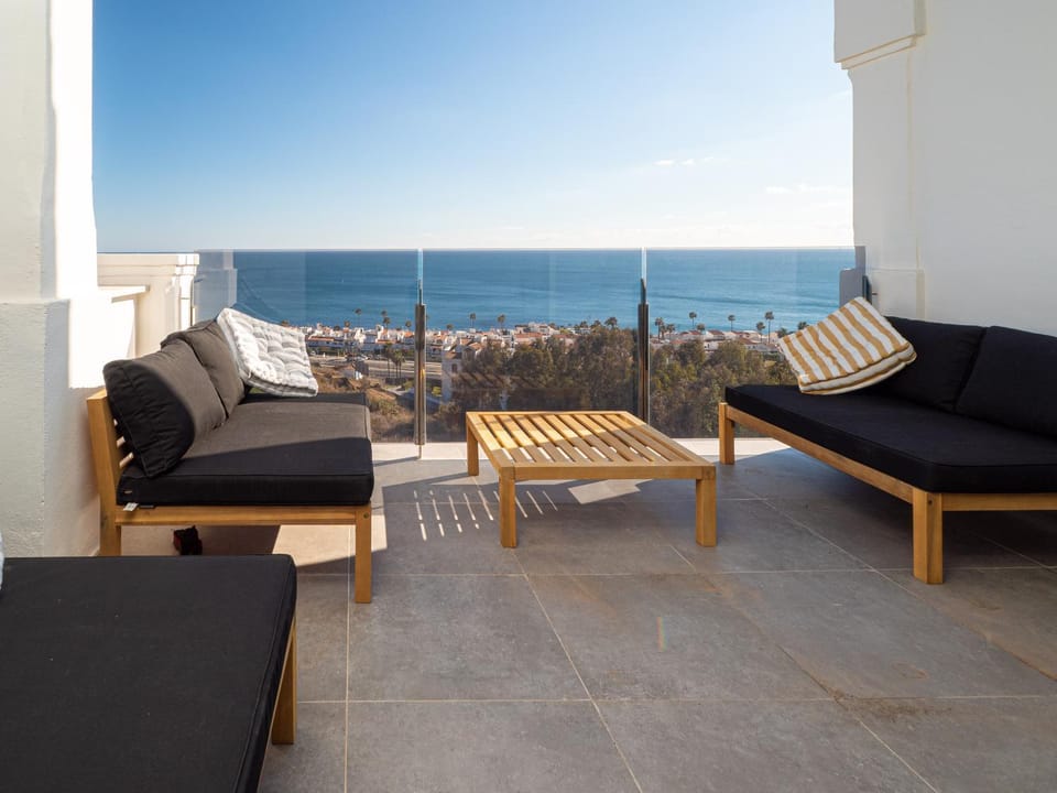 View (from property/room), Balcony/Terrace, Sea view
