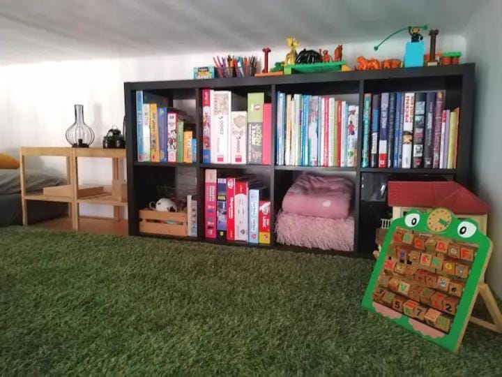 Library, bunk bed