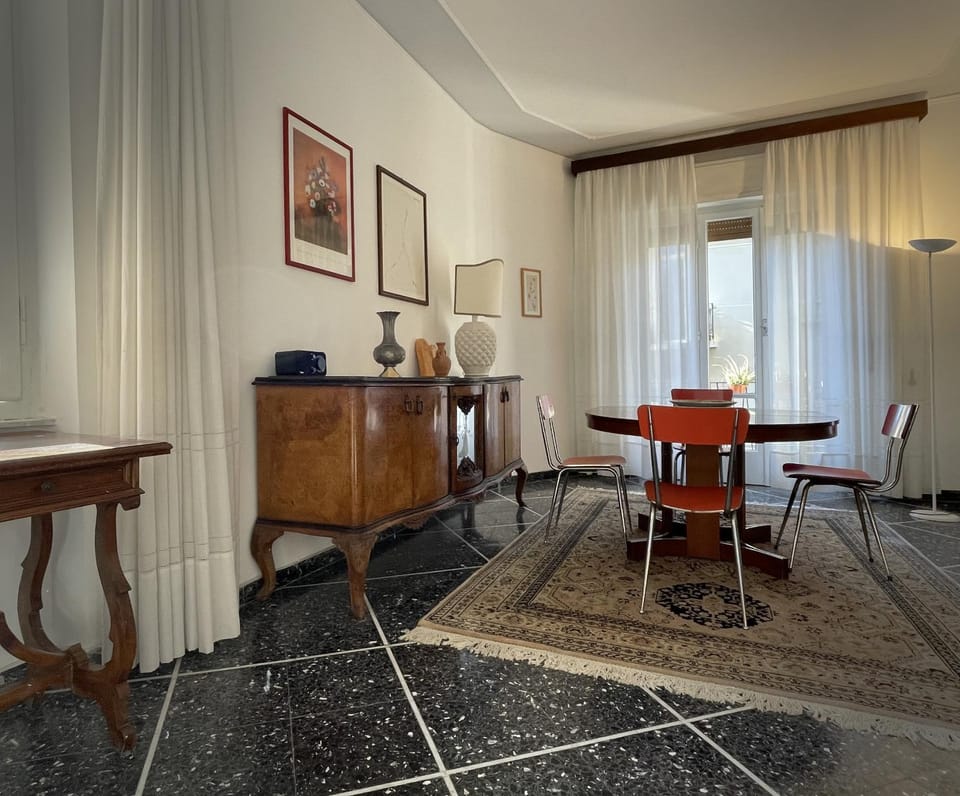 Sulle vie delle Cinque Terre, nel centro storico di Spezia! Apartment in La Spezia