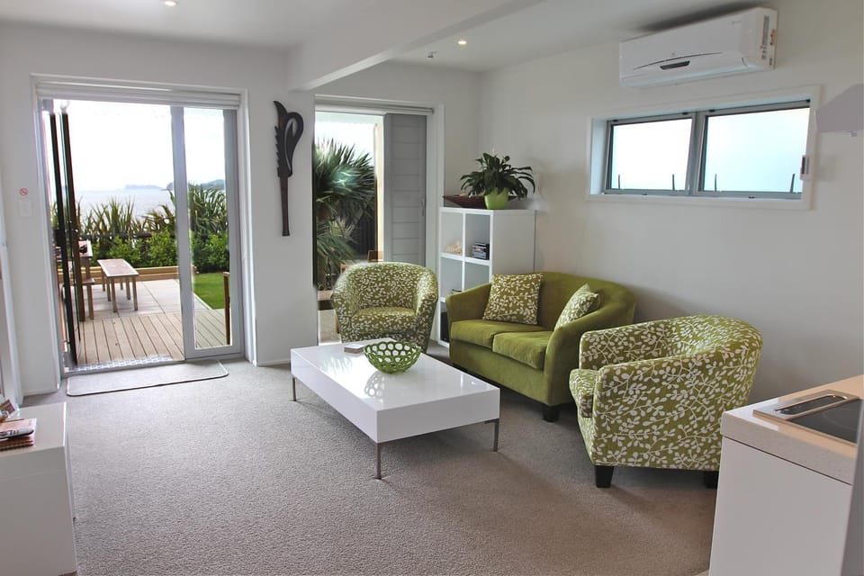 Living room, Sea view