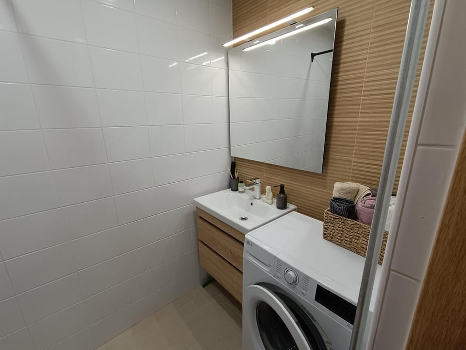 towels, washing machine