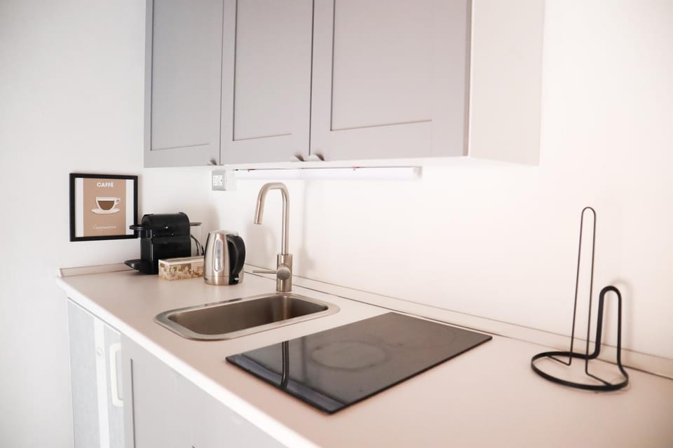 Coffee/tea facilities, Kitchen or kitchenette