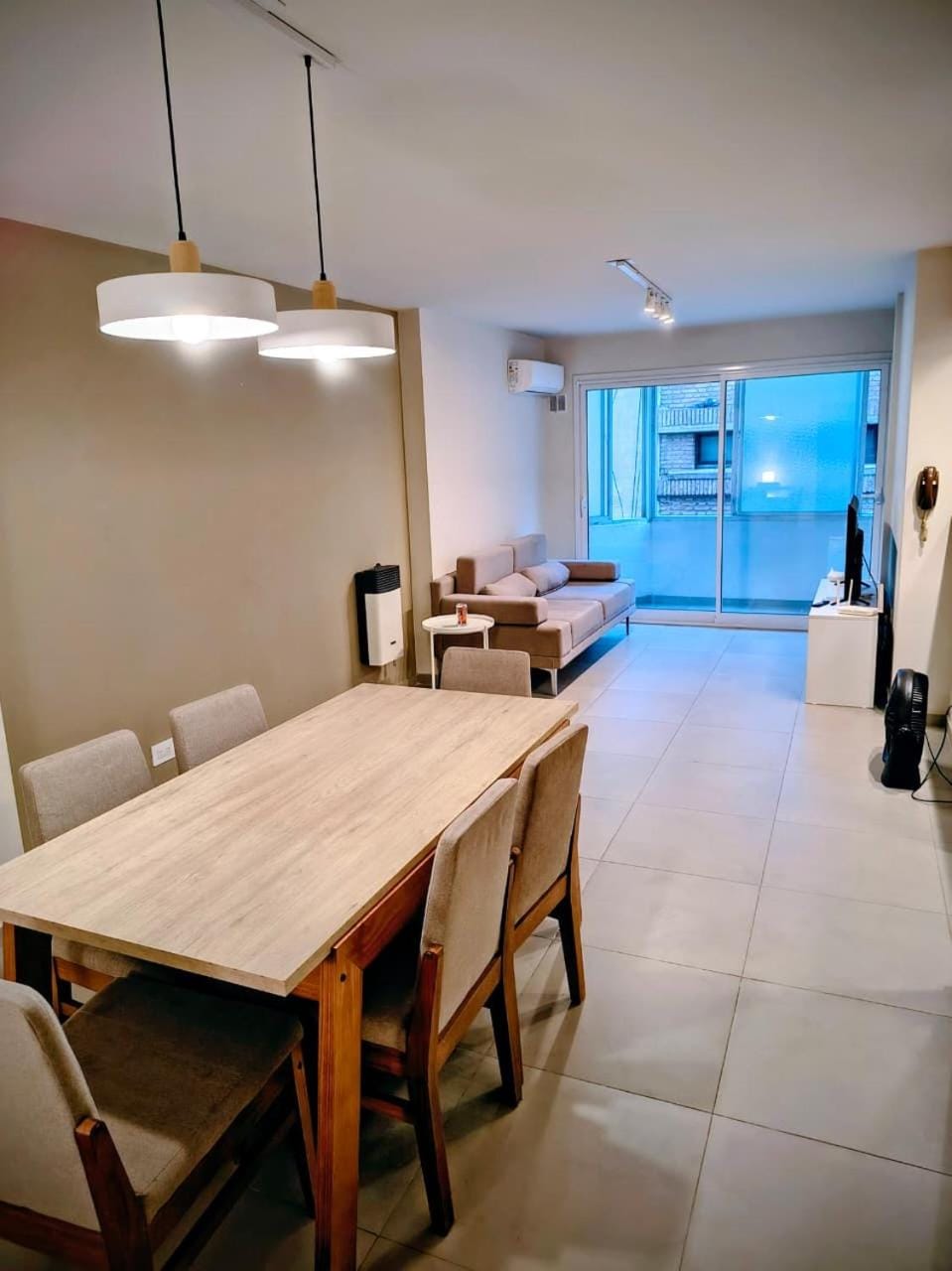 TV and multimedia, Living room, Dining area